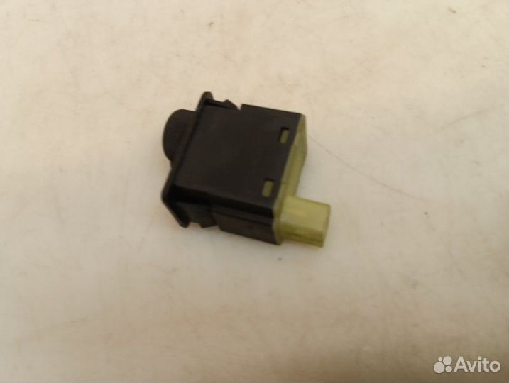 Кнопка корректора фар Nissan Almera N16 1.8 2001