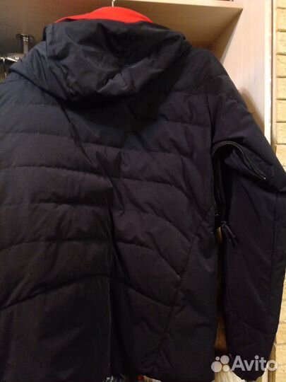 Зимняя куртка горнолыжная