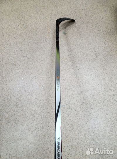 Клюшка хоккейная