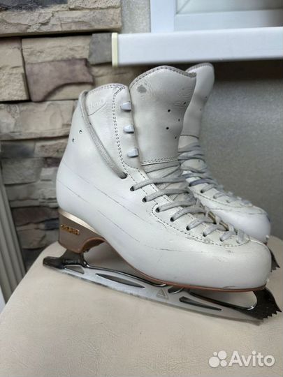 Фигурные коньки edea Overture 245