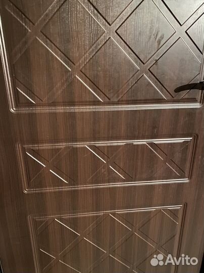 Дверь входная металлическая, с новостройки