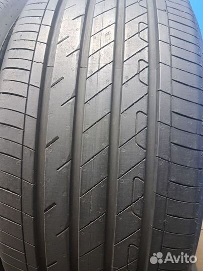 Goodyear EfficientGrip Performance 245/45 R18 и 225/50 R18 100Y