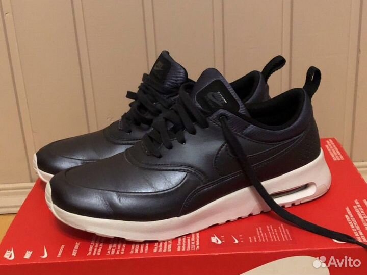 Кроссовки Nike
