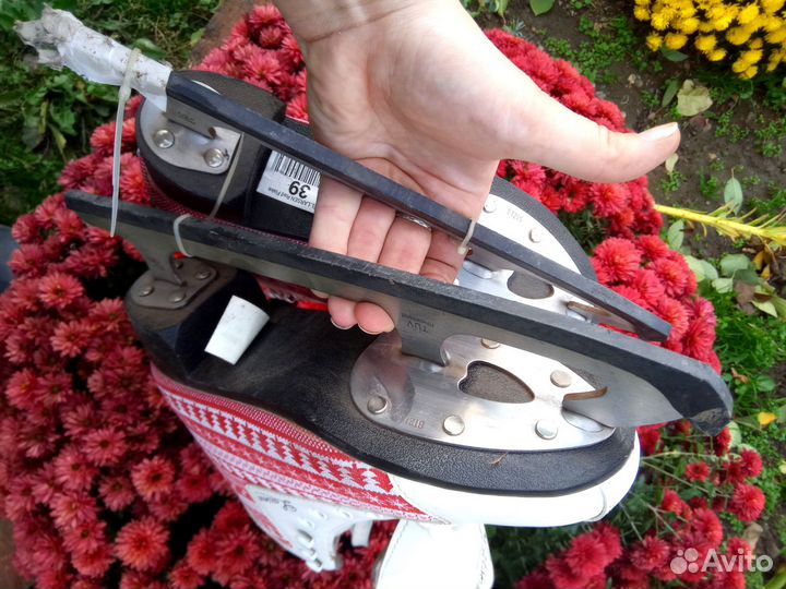 Коньки фигурные 39/40