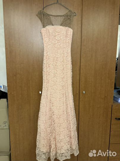 Вечернее платье в пол