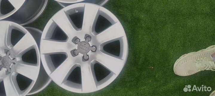 Диски Audi A8 S8 R18