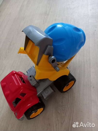 Детская машинка