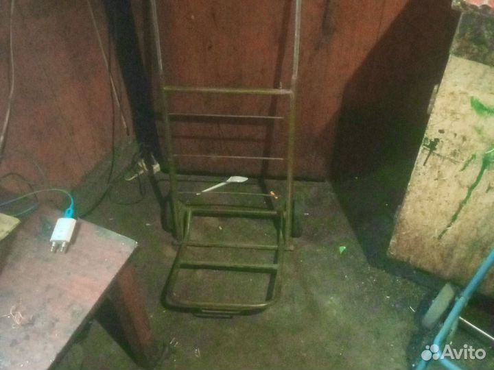 Базарные тележки