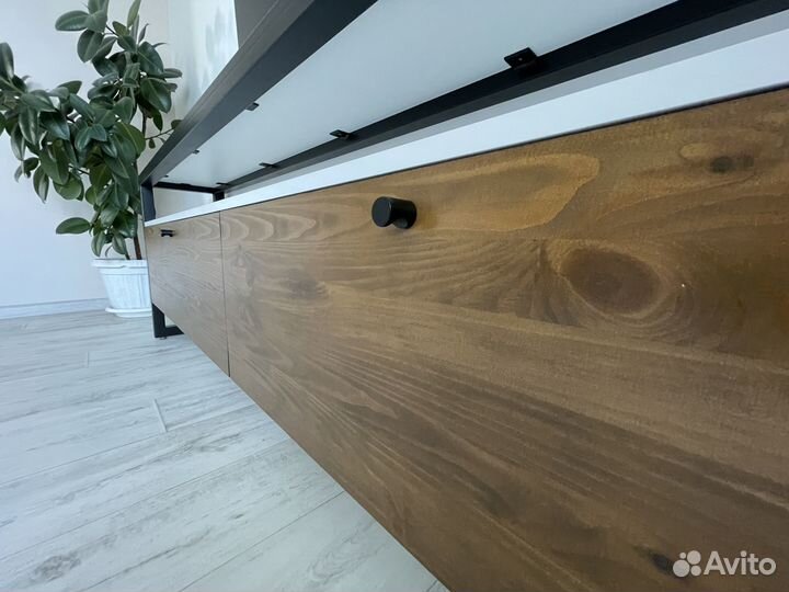 Тумба под телевизор лофт