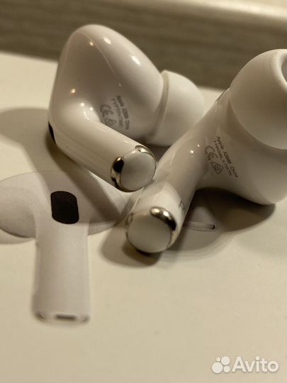 Apple AirPods Pro 2