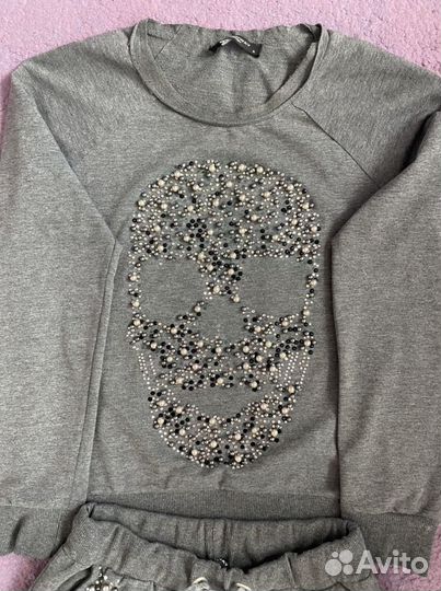 Костюм спортивный