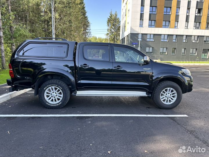 Toyota Hilux 3.0 AT, 2015, 153 300 км