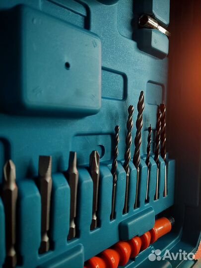 Дрель- Шуруповерт makita 48v