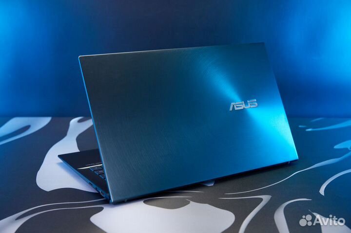 Ноутбук Asus для дизайна / Core i7 / Nvidia / SSD