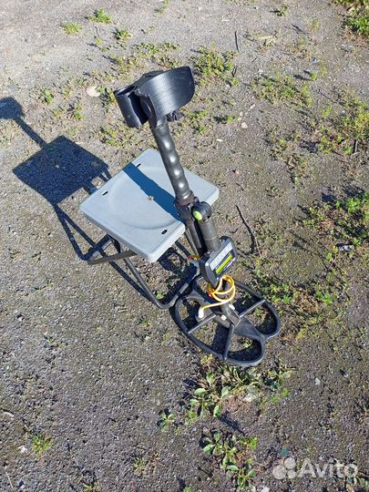 Металлоискатель Quasar