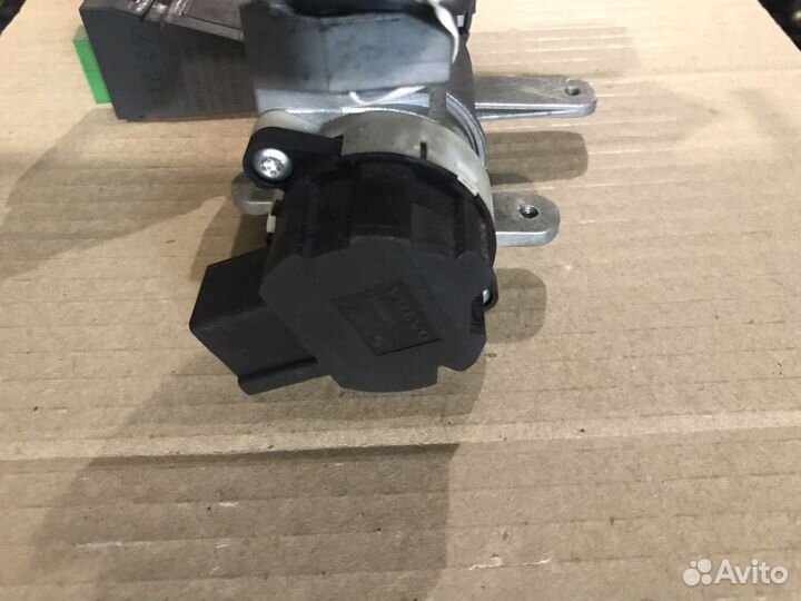 Замок зажигания на S80 1