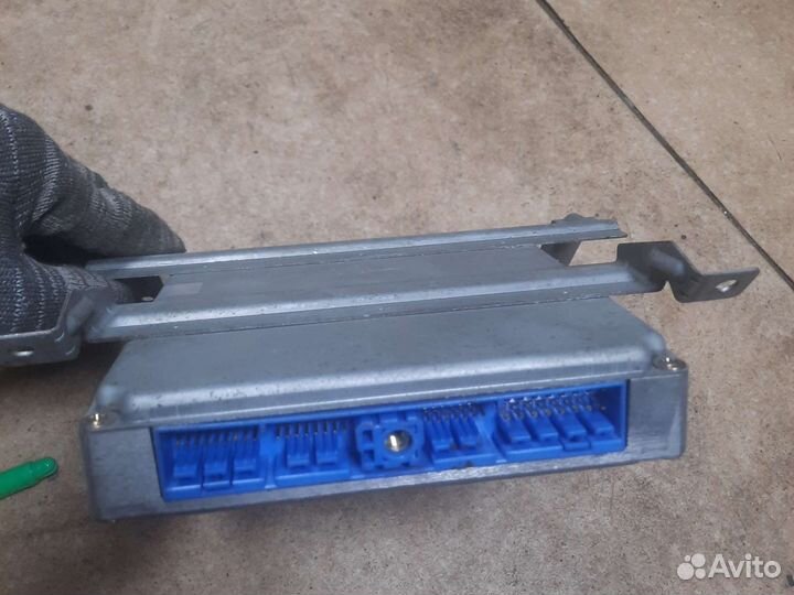 Блок управления двигателем Nissan terrano