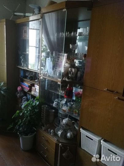 Стенка в гостиную бу5ти предметная
