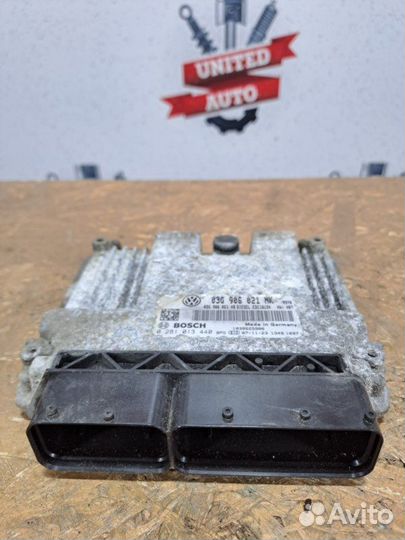 Блок управления двигателем Volkswagen Passat B6