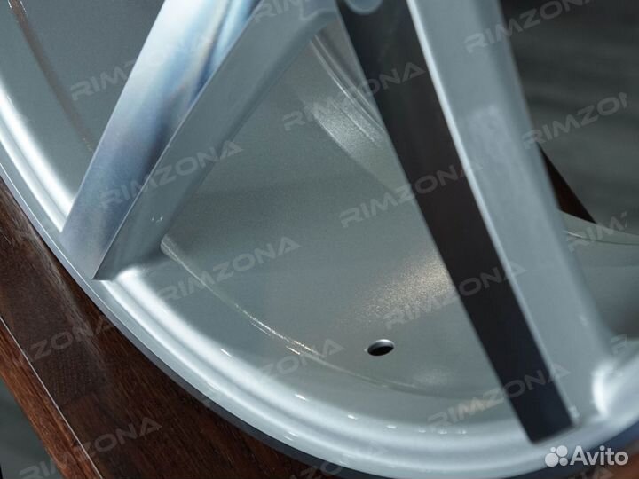 Литые диски Vossen R17 на Hyundai. Арт1085