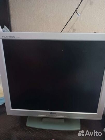 Монитор LG