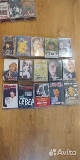 Кассеты с записями,музыкальные