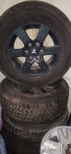 Колёса на Мицубиси pajero