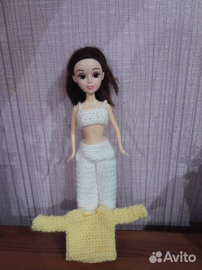 Вязаные вещи для куклы