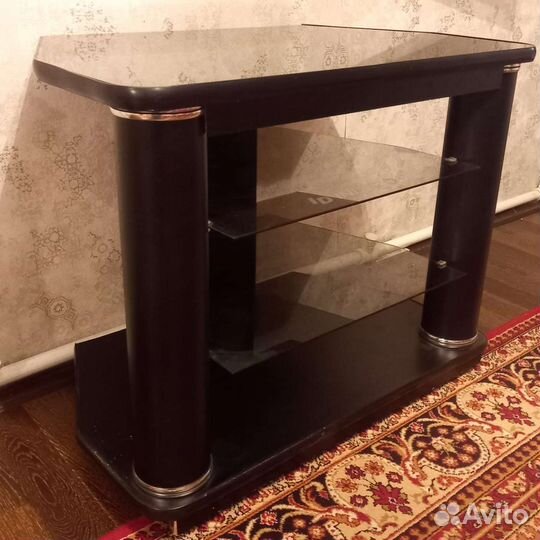 Тумба под телевизор