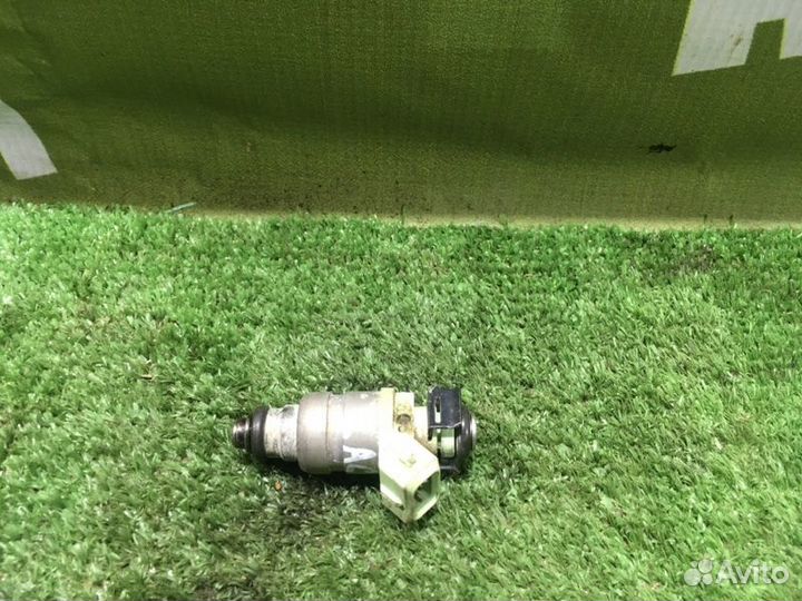 Форсунка топливная Chevrolet Lacetti J200 F16D3