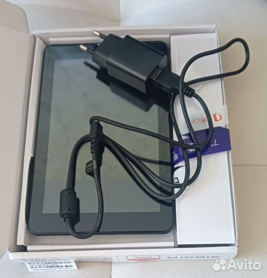 Планшет Irbis TZ737