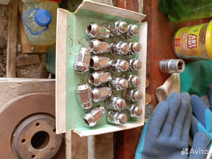 Колесные гайки 12х1.5