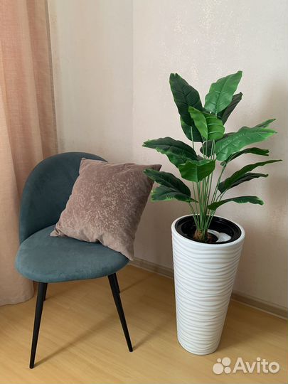 Искусственная пальма. Стрелиция искусственная