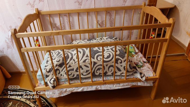 Детская кроватка