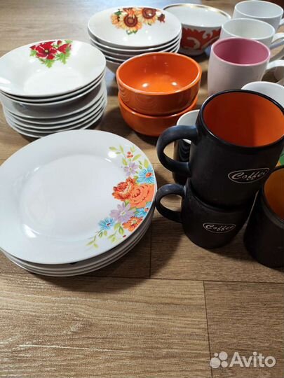 Посуда,чашки, тарелки, кухонные принадлежности