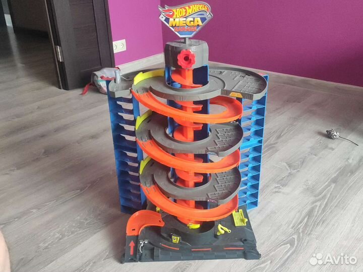 Парковка хот вилс GTT95