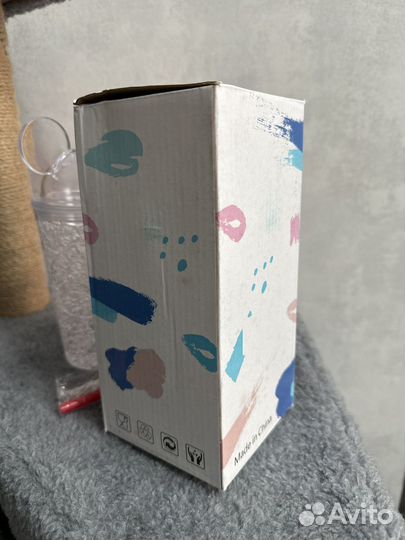 Стакан с трубочкой