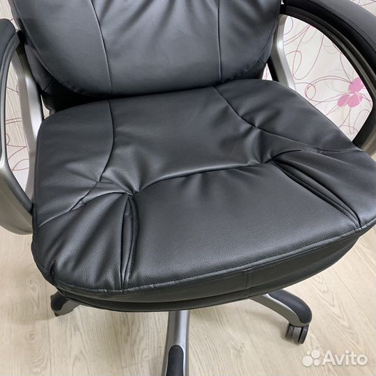Кресло руководителя компьютерное