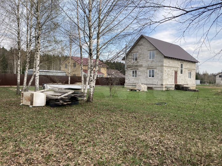 Коттедж 169 м² на участке 15 сот.