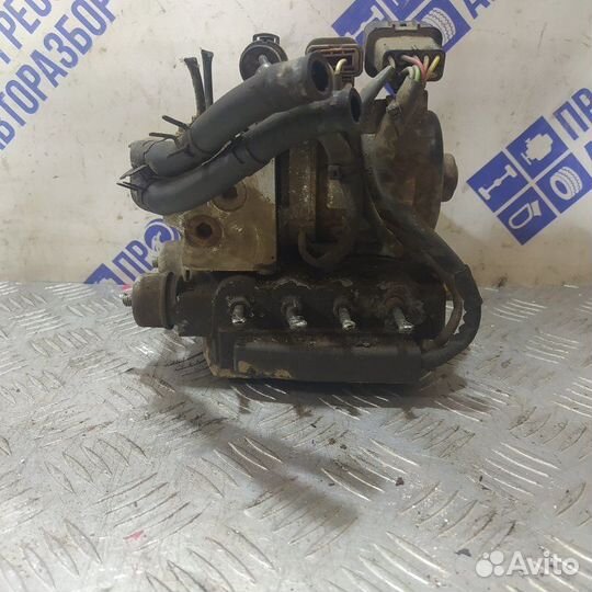 Блок ABS Mitsubishi Galant седан 2.0 4G63 1993