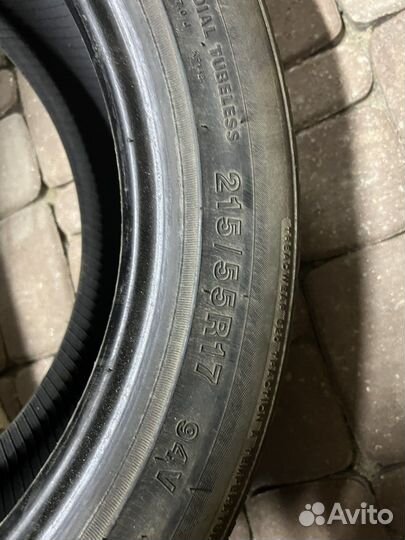Kinforest KF880 215/55 R17