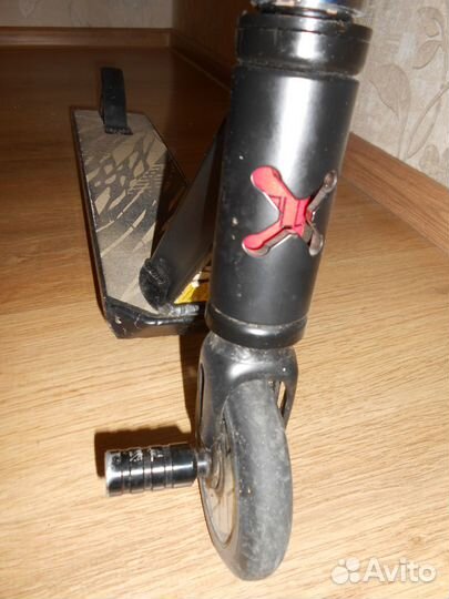 Трюковой самокат Explore Crocco