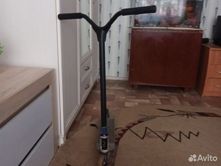 Трюковой самокат oxelo состояние хорошое