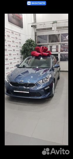 Водитель с личным легковым автомобилем