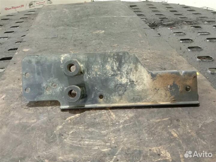 Кронштейн клапана ограничения давления Scania P