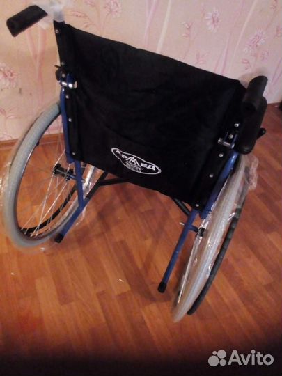 Коляска инвалидная. Новая