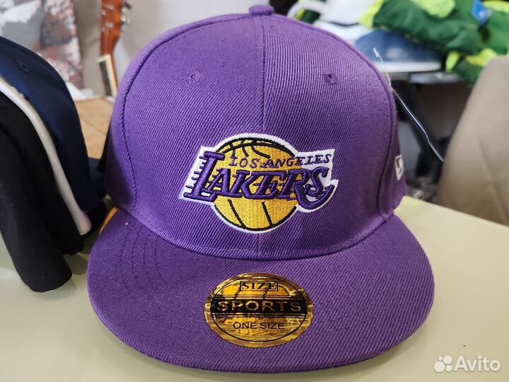 Бейсболка кепка снэпбэк