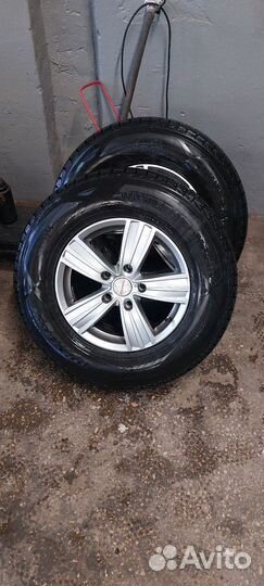 Dunlop Winter Maxx SJ8 245/70 R16