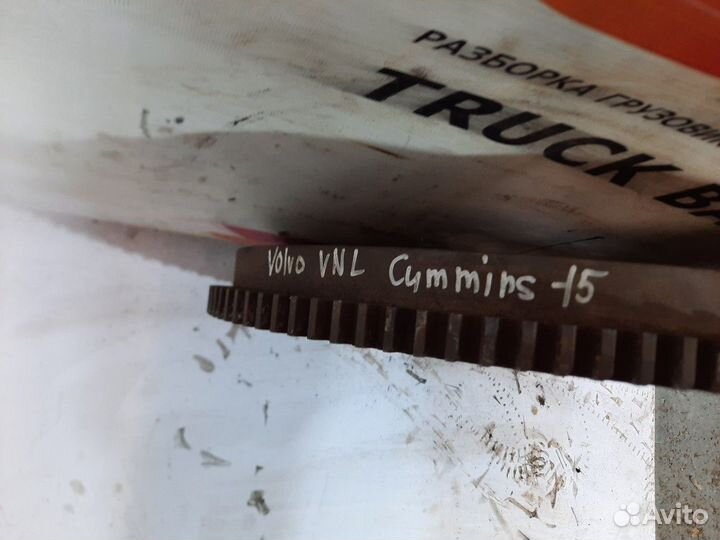 3680921 Маховик Volvo VNL