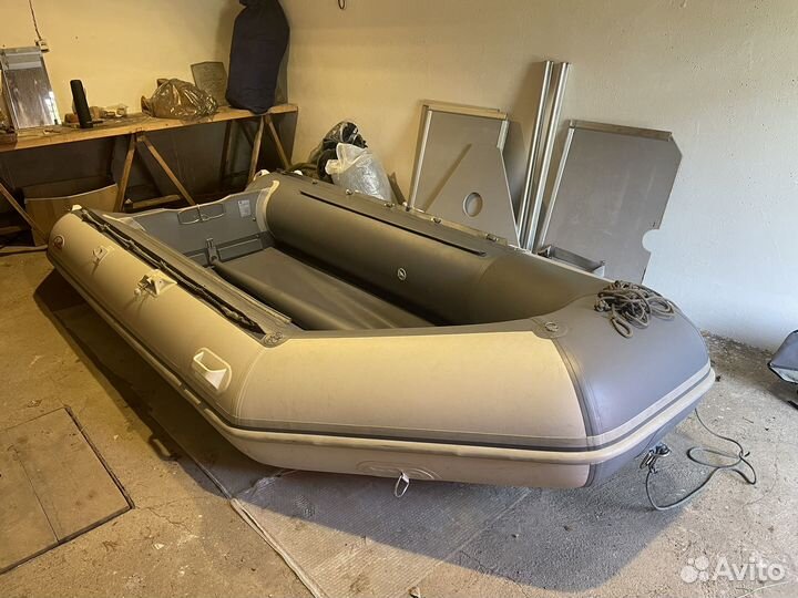 Лодка пвх Badger 370